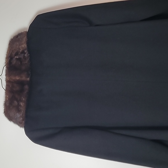Vintage~ Lady Gambrell Black Wool Coat w/Mink Fur Collar ~Old Money Core - Picture 11 of 11